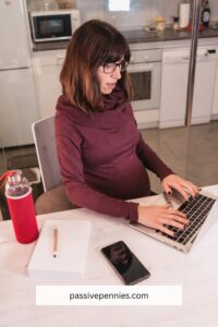 Big Dreams, Small Biz: 25 Small Business Ideas to Start from Your Kitchen Table